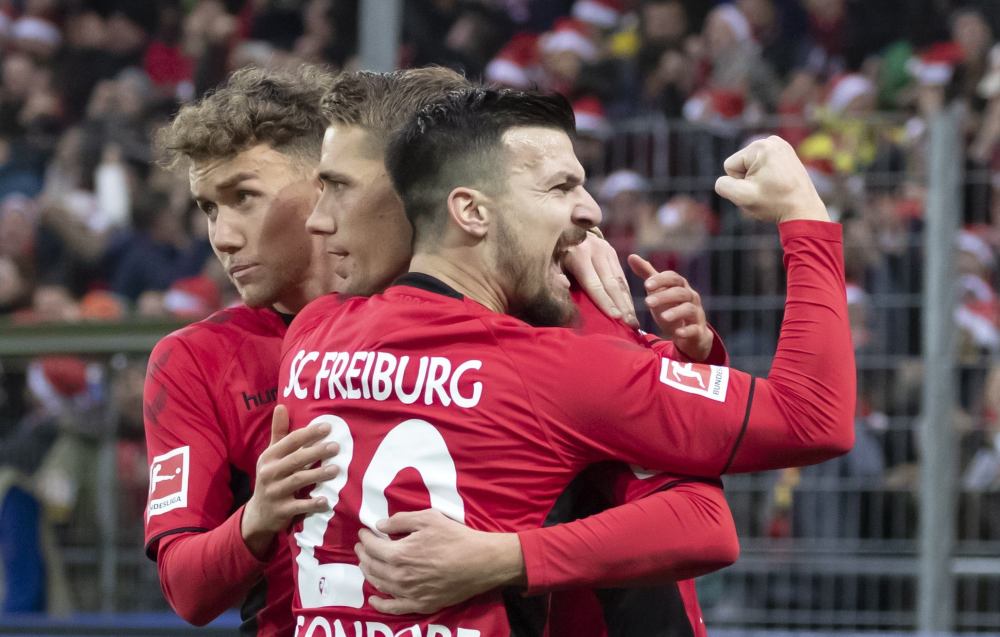  柏林联合防守端密不透风，零封对手保持三场零失球