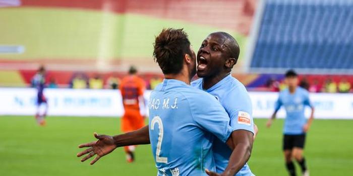  理查利森头槌破门埃弗顿主场战胜富勒姆获首胜