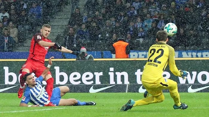  弗赖堡主场力克霍芬海姆，保级关键战拿下宝贵三分