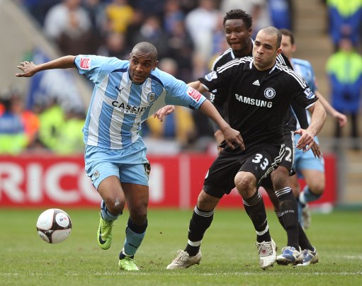  比勒菲尔德顽强逼平领头羊，保级形势再现生机