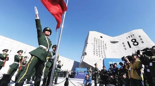  科隆保级生死战告捷，顽强拼搏守住德甲资格