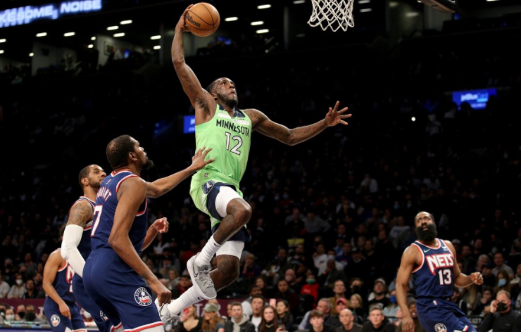  杜兰特关键球失准，太阳末节崩盘惜败森林狼